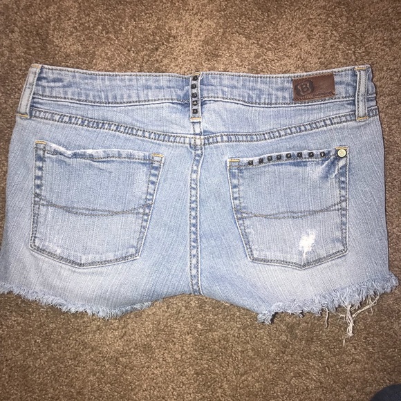 Bullhead Shorts - Picture 3 of 3